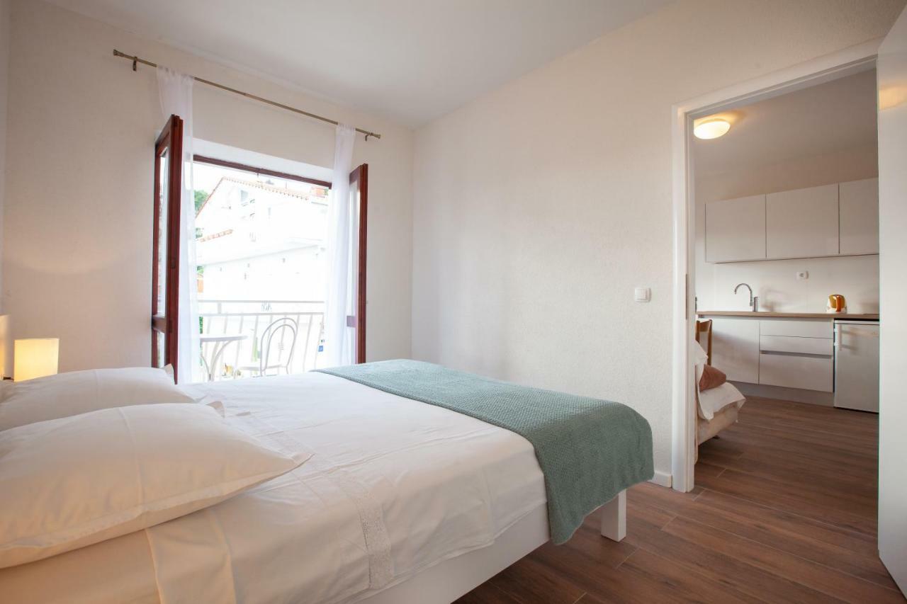 Apartmani Tina Podgora Exterior foto